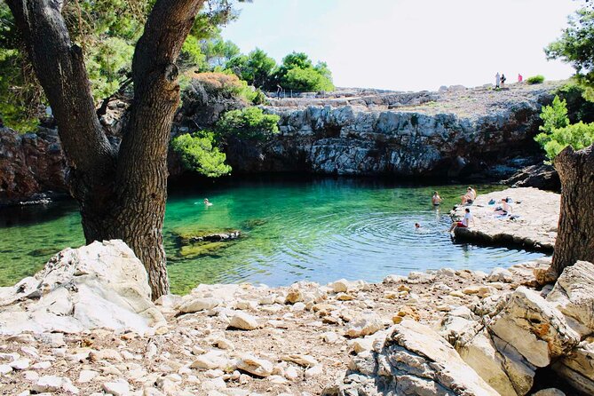 Dubrovnik Boat Tour: Lokrum Island, Betina Cave & St.Jacobs Beach - A quick swim at Sveti Jakov Beach