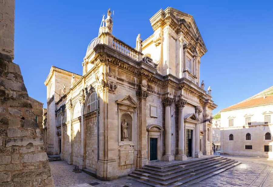 Dubrovnik: City Walls, Old Town Walking Tour & Adriatic View - Stradun, Dubrovnik’s polished main street