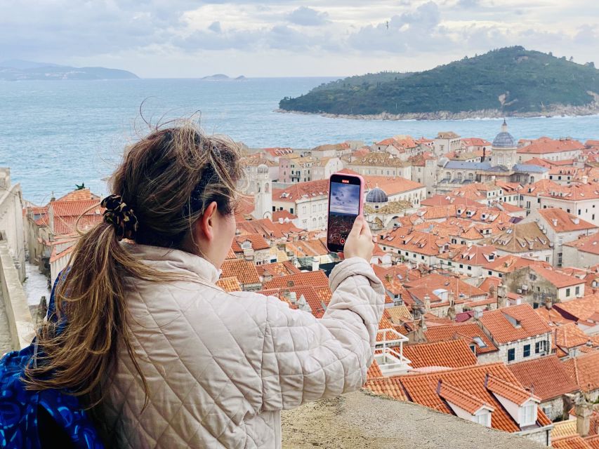 Dubrovnik: City Walls Tour for Early Birds & Sunset Chaser - Meeting at Pile Before the Old Town Wakes