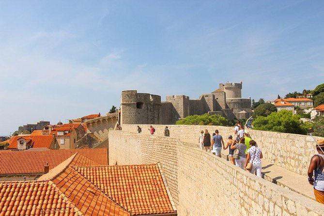 Dubrovnik City Walls Walking Tour (entrance ticket included) - Walking the Dubrovnik City Walls for 90 minutes