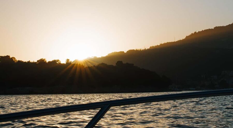 Dubrovnik:Elaphiti Islands and caves Private Speedboat Tour - Sjekirica Beach and the quieter side of the route