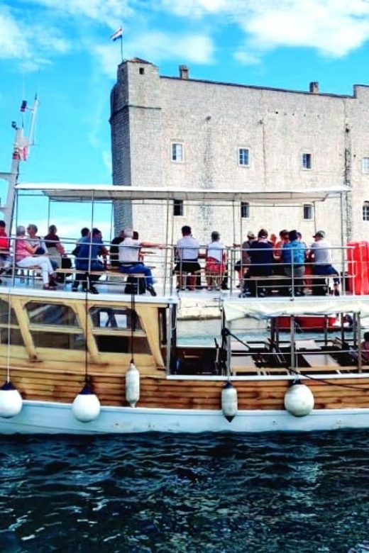 Dubrovnik: Elaphiti Islands Boat Cruise with Lunch & Drinks - Finding Bobara or Mara at Lapadska Obala 5