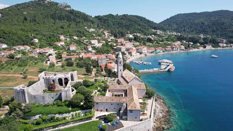 Dubrovnik: Elaphiti Islands Tour by Regina Maris with Lunch - The crew, comfort, and overall mood