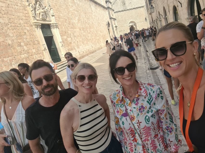 Dubrovnik: Explore Dubrovnik Old Town Walking Tour - Stories that connect Dubrovnik’s past with its present