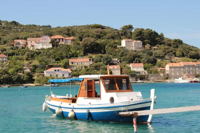 Dubrovnik: Full-Day Blue Cave & Elaphiti Islands Boat Tour - What the boat day feels like