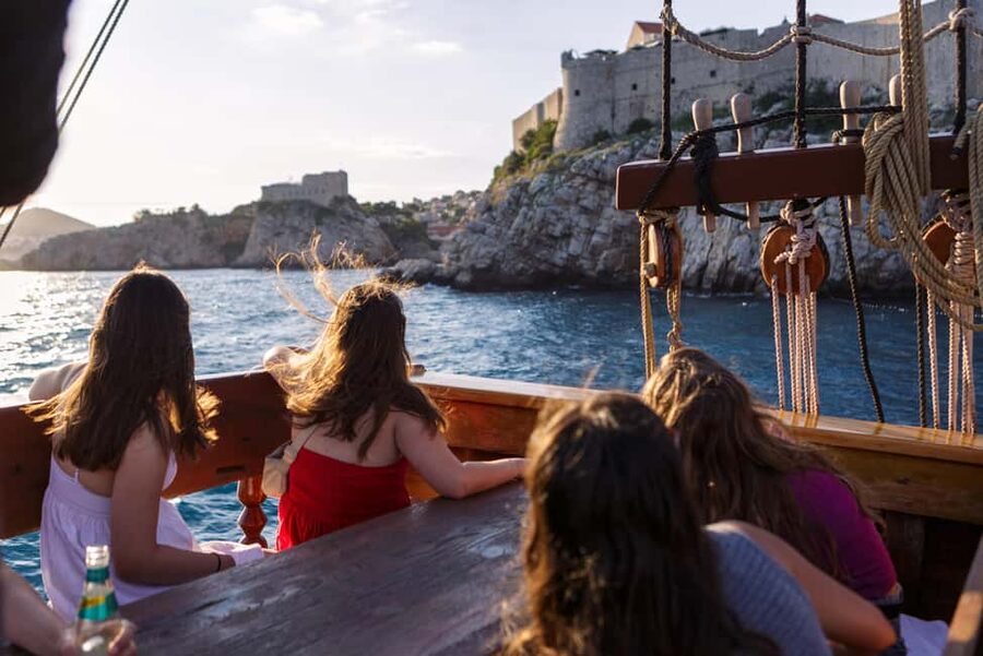Dubrovnik: Galleon Sunset Cruise with a Live Guide & Drink - The 16th-century ship replica sets the mood