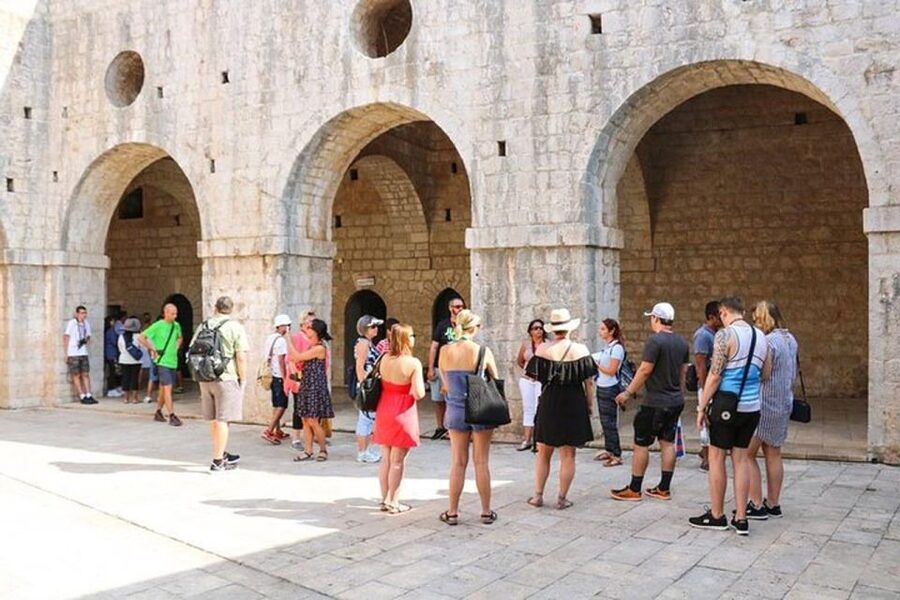 Dubrovnik: Game of Thrones and City Walls Walking Tour - Two hours through Dubrovnik’s Old Town