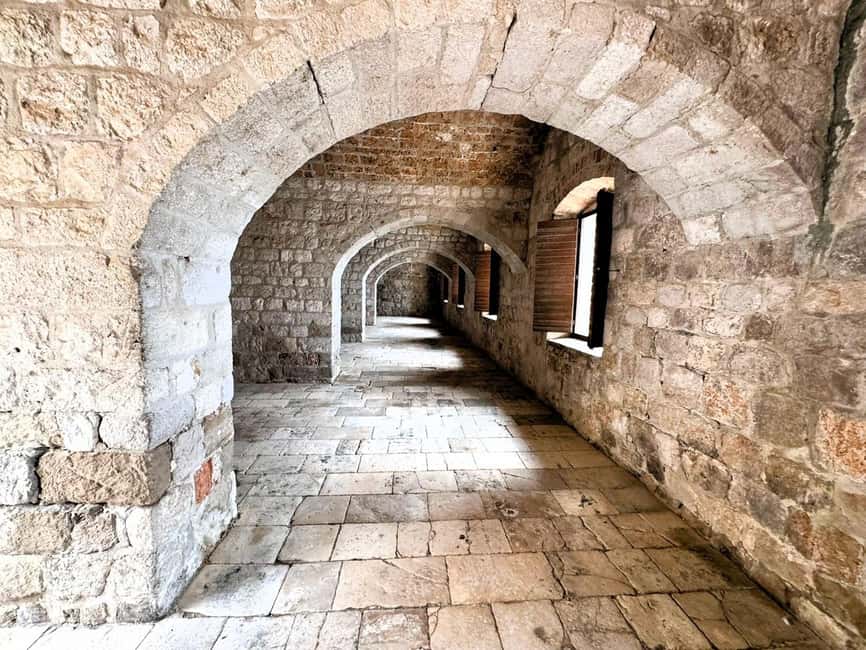 Dubrovnik: Game of Thrones Tour & Optional Lokrum Island - Fort Lovrijenac, the first major payoff
