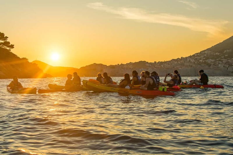 Dubrovnik: Guided Sunset Sea Kayaking with Snacks and Wine - The gentle paddle back to Pile Square