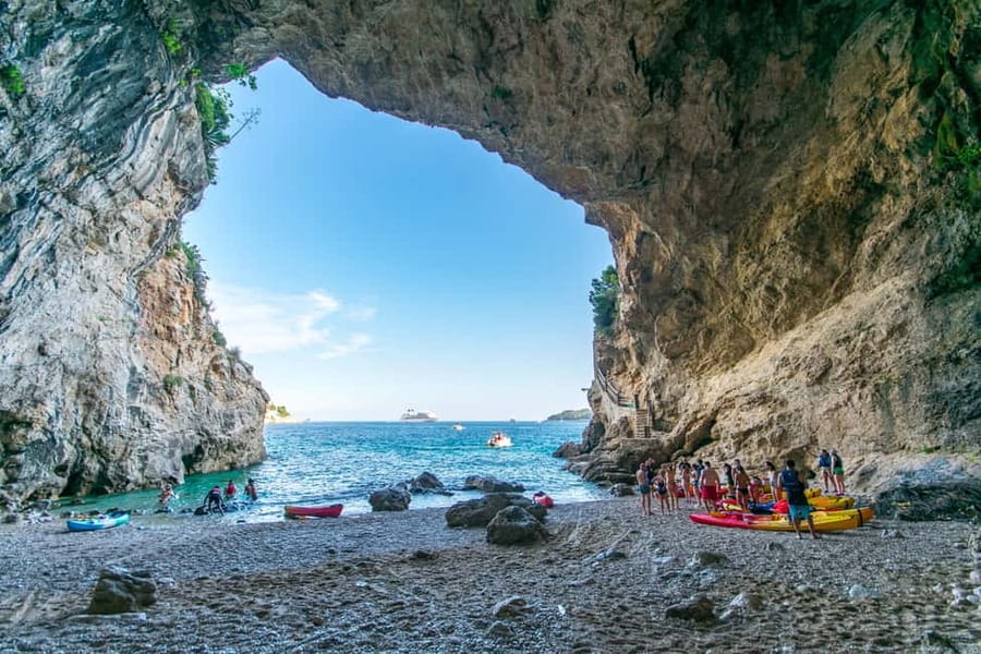 Dubrovnik: Guided Sunset Sea Kayaking with Snacks and Wine - What is included, and what should you bring?