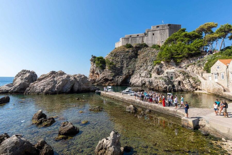 Dubrovnik: History and Game of Thrones Walking Tour - Entering through Pile Gate