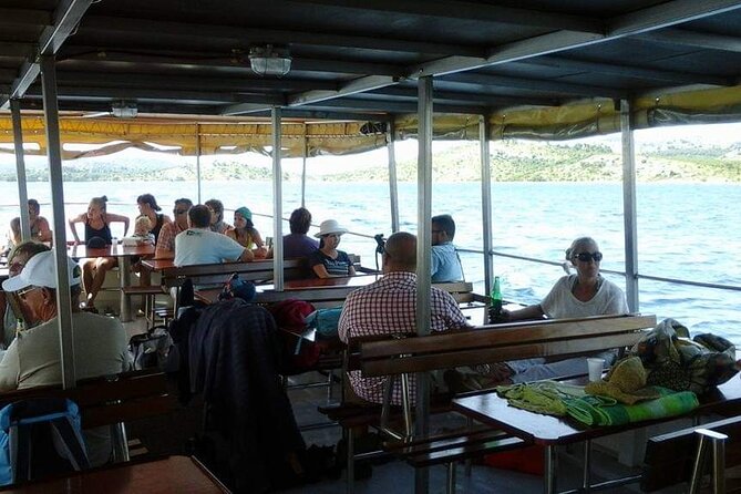 Dubrovnik Islands Boat Tour with Lunch and Unlimited Drinks - What this Dubrovnik boat day is really about