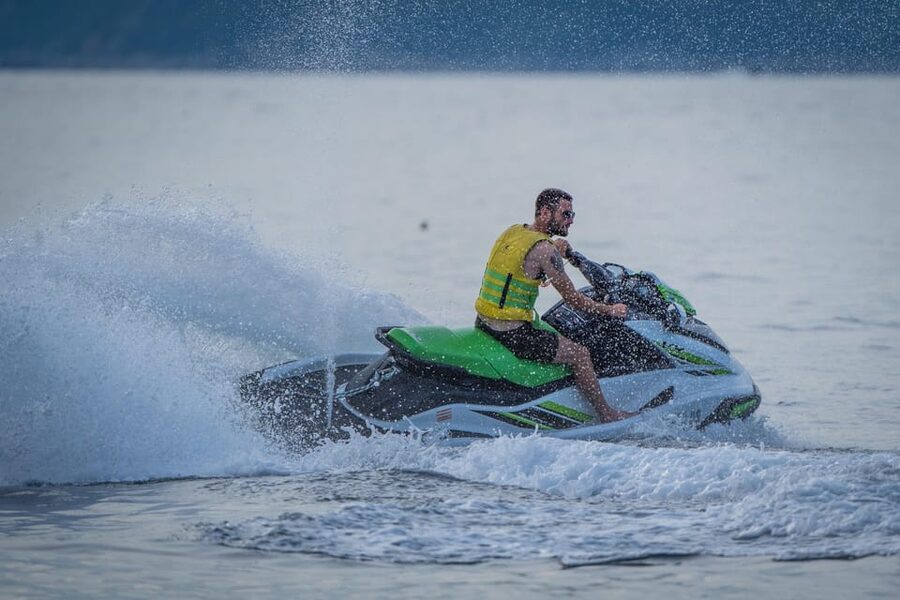 Dubrovnik: Jet Ski Tour - Passing Lokrum Island and the Old Town walls