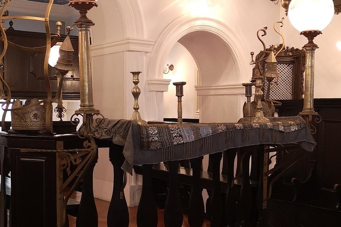 Dubrovnik Jewish Heritage Private Walking Tour - Vesna’s guiding style