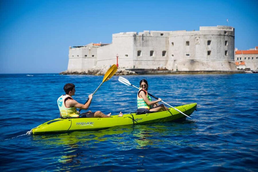 Dubrovnik: Kayak Rental - Paddling past the Old Town walls