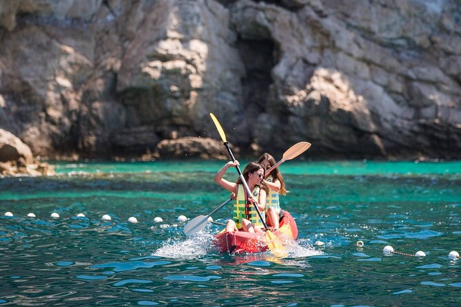 Dubrovnik Kayak Rental on Banje Beach - What the $83.45 group price really buys