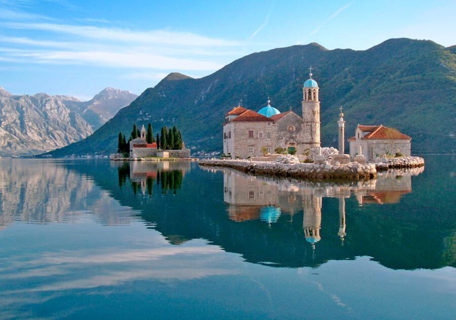 Dubrovnik: Kotor, Perast, Sveti Stefan, and Budva Day Trip - Kotor’s Old Town Gets the Main Cultural Visit