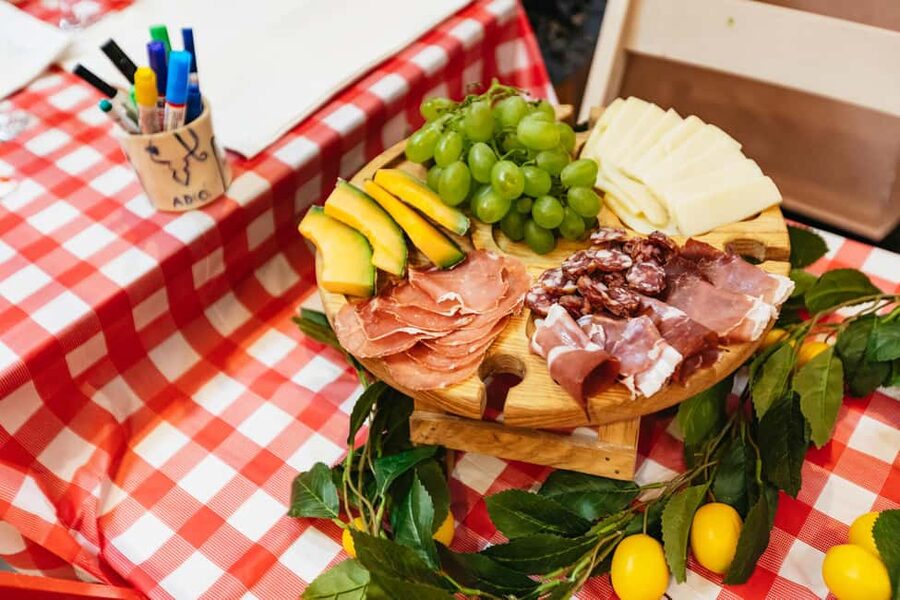 Dubrovnik: Local Wine, Dine and Design Workshop - A generous board of Dalmatian food