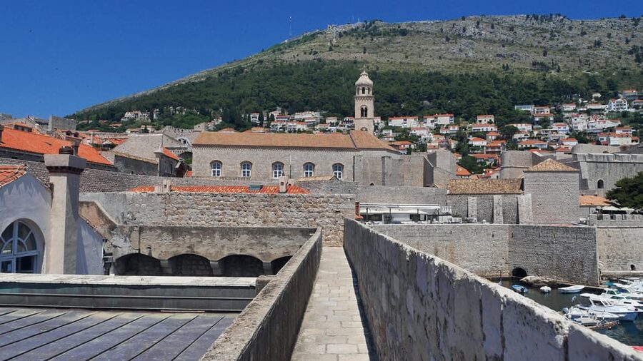 Dubrovnik: Old Town & City Walls Guided Tours Combo - Stradun, Rector’s Palace, and the Old Port