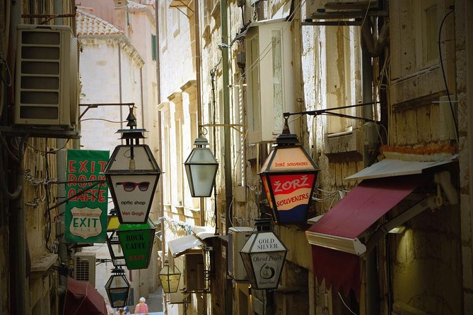 Dubrovnik Old Town & City Walls Private Tour - Local guides who bring the city to life