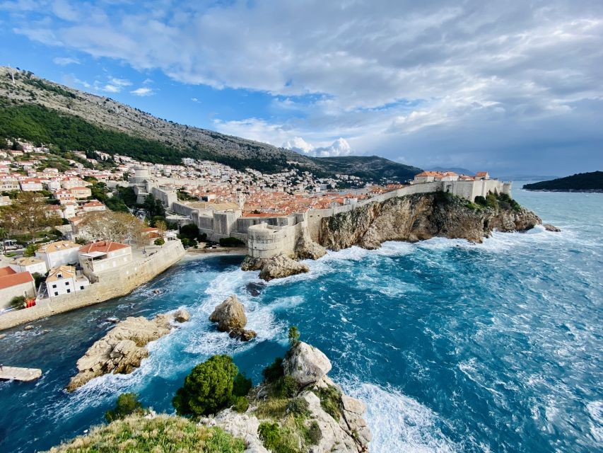 Dubrovnik: Old Town & City Walls Private Walking Tour - Key points at a glance
