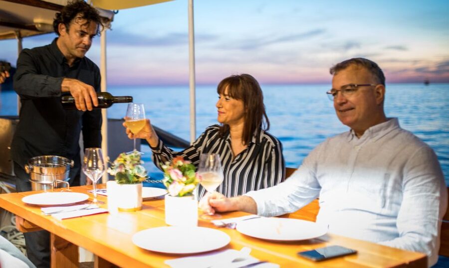Dubrovnik: Old Town Cruise with Lunch - Why See Dubrovnik From a Boat?