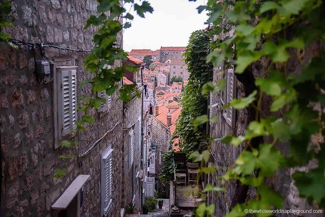 Dubrovnik Old Town Food Tour: Small-Group Experience - Croatian wine adds time at the table