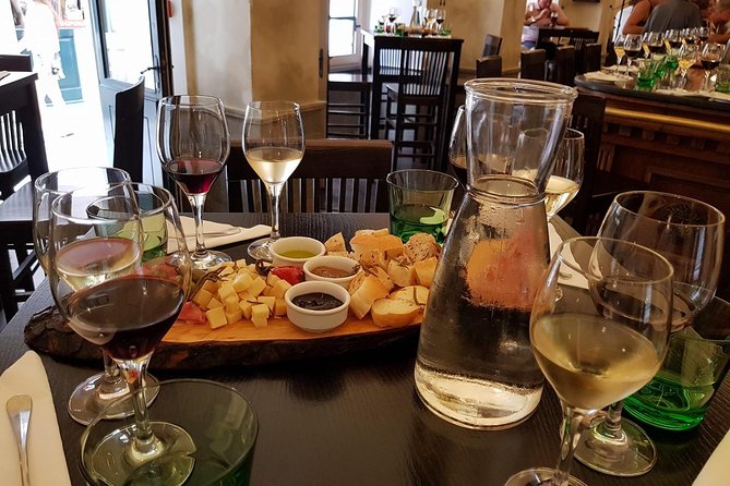 Dubrovnik Old Town Food Tour: Small-Group Experience - The guide can shape the whole experience
