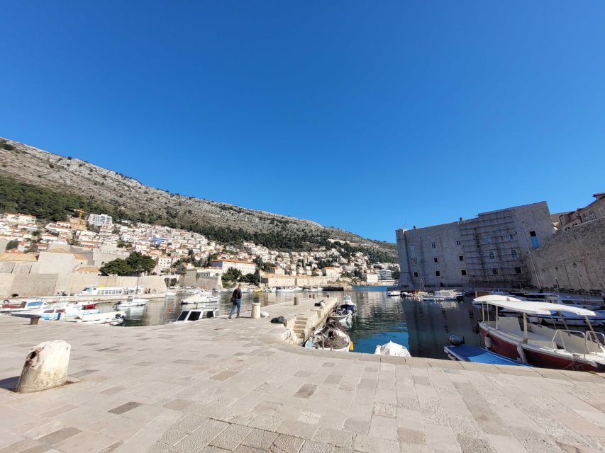 Dubrovnik: Old Town Highlights Tour with Audio Guide - What this Dubrovnik audio tour actually provides