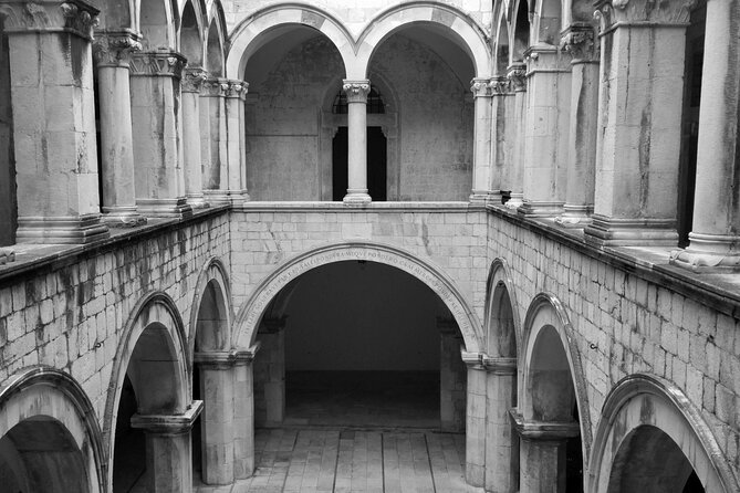 Dubrovnik Old Town: Small-Group Walking Tour With A Local - Bell Tower, St. Blaise, And Orlando Column