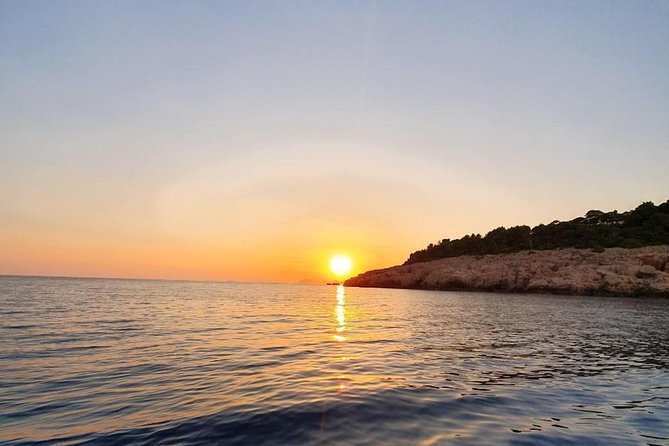 Dubrovnik Old Town Sunset Cruise - The one-hour route around Dubrovnik’s walls