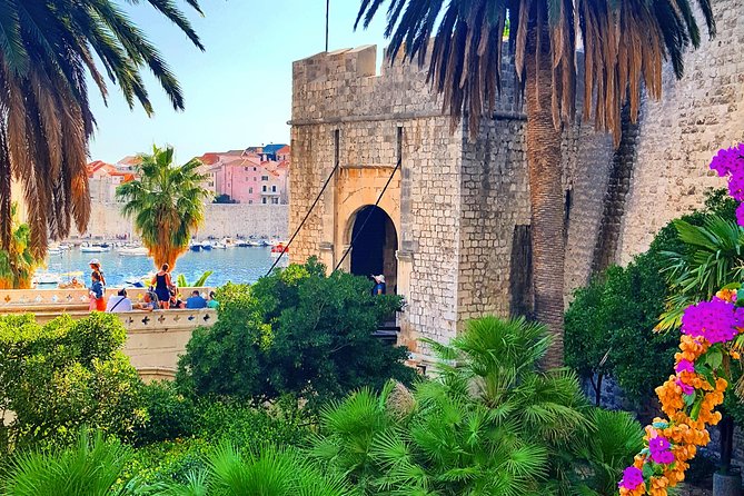 Dubrovnik: Old Town Walking Tour - Stradun, Dubrovnik’s great public street