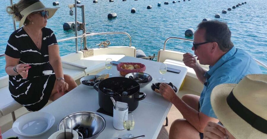 Dubrovnik: Oyster, Mussles, and Wine Tasting Tour in Ston - Little Ston Bay and the oyster farm