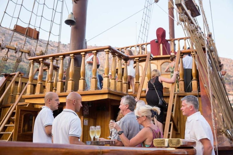 Dubrovnik: Panoramic Sunset Cruise on Karaka Ship - The best part: sunset over the Adriatic