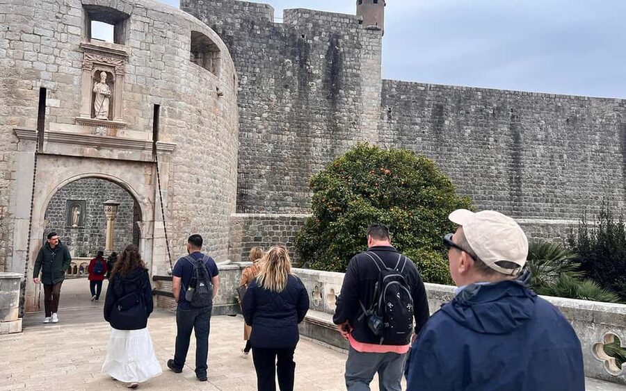 Dubrovnik: Pile Gate & Old Town with Spices and Hidden Gems - Orlando’s Column, Luža Square, and the city clock