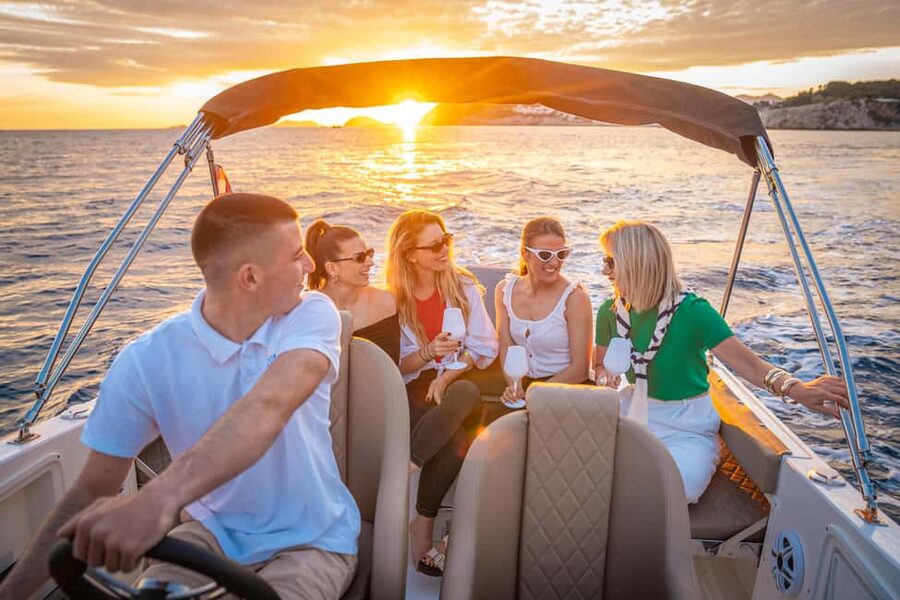 Dubrovnik Private Speedboat Tour to Elaphite Islands - Who should book this Elaphite Islands tour?