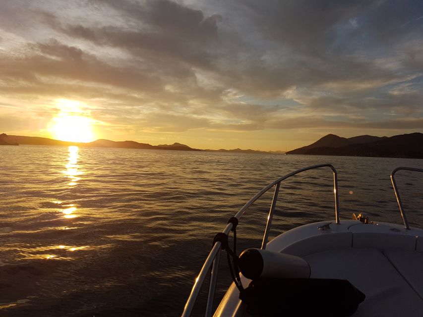 Dubrovnik: Private Sunset on the Sea Cruise with Wine - Key details at a glance