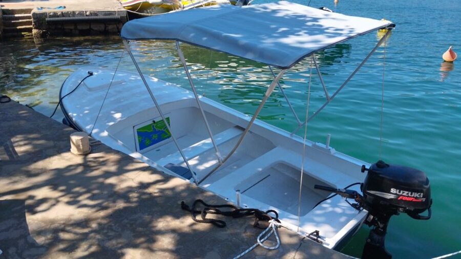 Dubrovnik: Rent a fun and easy to use boat without license - Choosing a route through Kolocep and Lopud