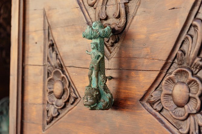 Dubrovnik's History with a Local: the Homeland War Stories Private Tour - Two churches, two reminders of damage