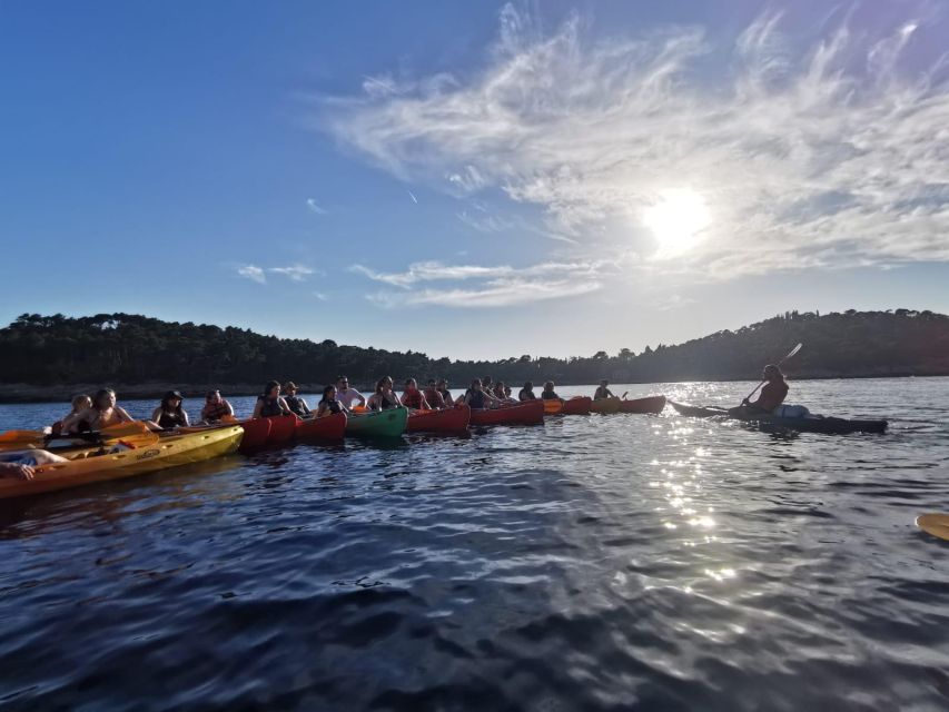 Dubrovnik: Sea Kayaking Tour - Paddling past the Old Town walls