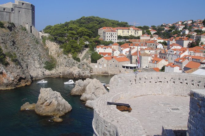 Dubrovnik Shore Excursion: City Walls Walking Tour (entrance ticket included) - Why this Dubrovnik tour works well from a cruise ship