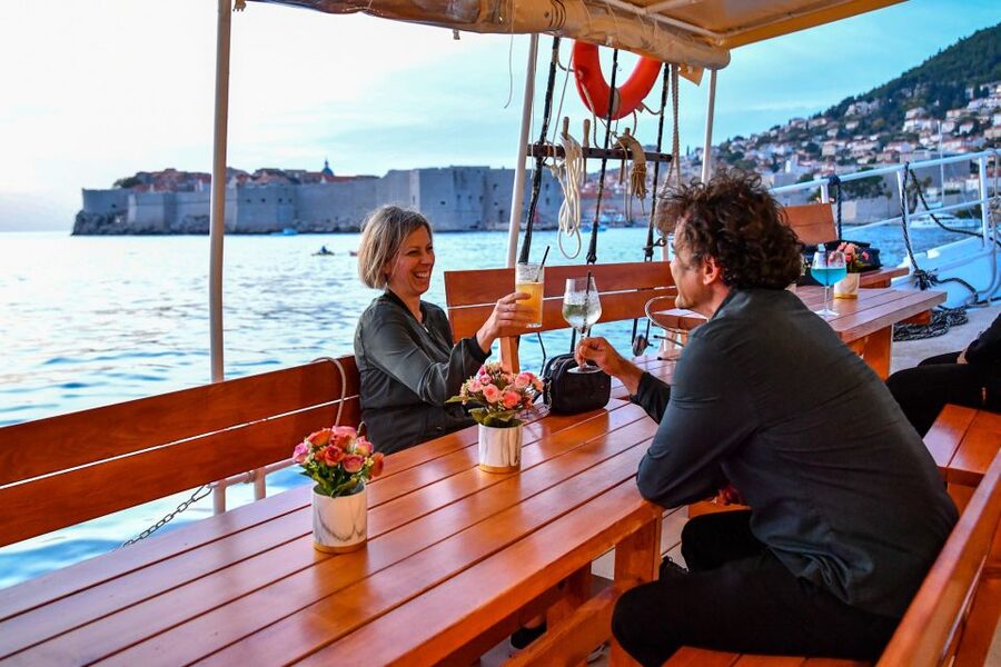 Dubrovnik: Sunset Dinner Cruise around the Old Town - What the $91 price really buys you
