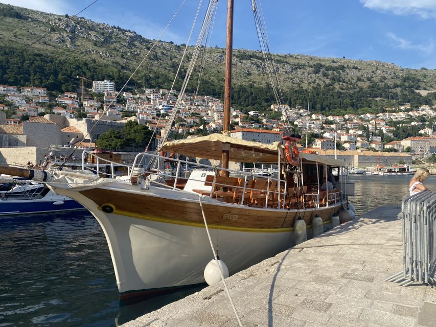Dubrovnik: Sunset Dinner Cruise around the Old Town - Dubrovnik’s City Walls from the sea