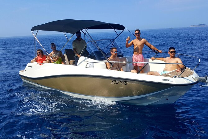 Dubrovnik Sunset Private Boat Experience - A private setting with drinks on board