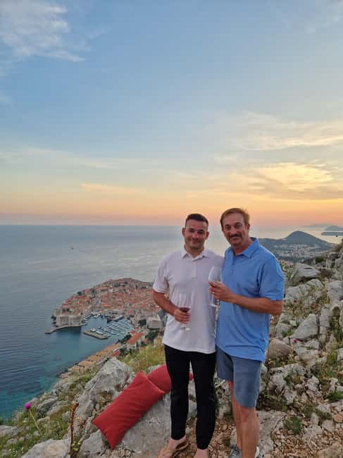 Dubrovnik: Sunset Wine Tasting At Panorama Point - Local stories make the view mean more
