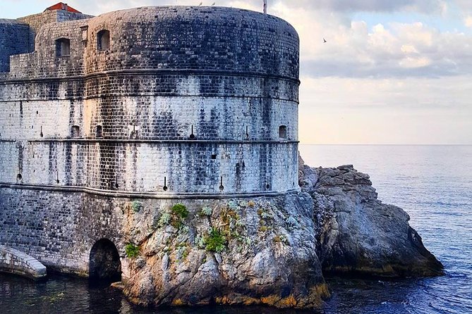 Dubrovnik walking history tour - Starting at Pile Gate and Getting Your Bearings