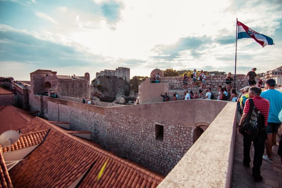 Dubrovnik: Walls and Wars Walking Tour - Why Dubrovnik’s walls matter