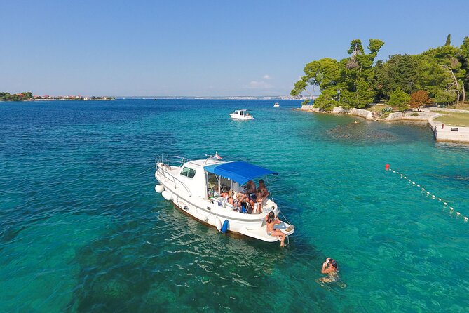 Dugi Otok Gems: Sakarun-Cave-Lagoon-Snorkeling-Snacks & Drinks - The wreck of the Michelle and Veli Rat lighthouse