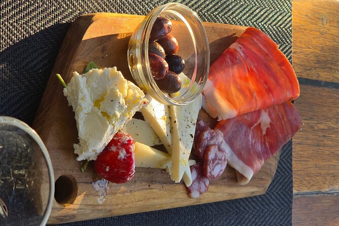 E-Bike Tour + Gourmet Snack + Wine Tasting (Small Group) - The final meal beside the water