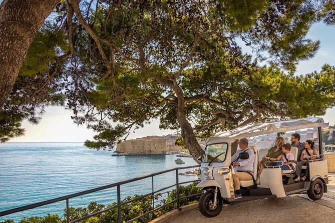E-Tuk Tuk Tour in Dubrovnik - Guides make the difference between a ride and a tour